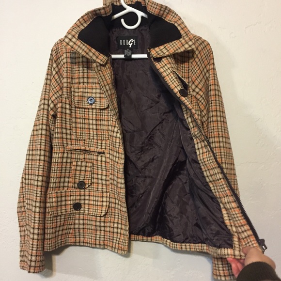 Rouge Plaid Jacket - Picture 4 of 8
